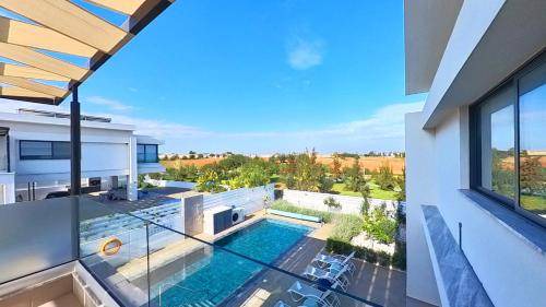 Pernera Villa | Spacious 3-Bedroom Villa with Pool for Your Next Getaway