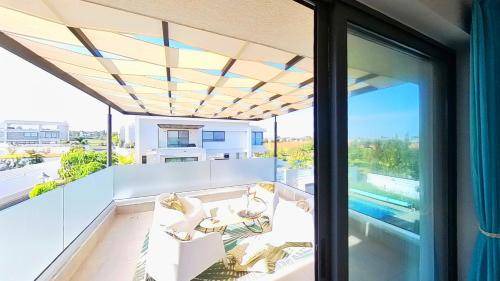 Pernera Villa | Spacious 3-Bedroom Villa with Pool for Your Next Getaway