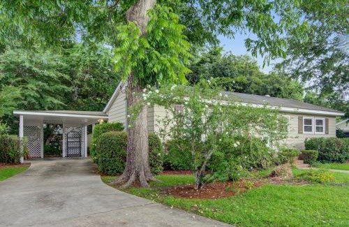Old Village House | Impeccable 1470 Barbara: Family-Friendly Comfort Awaits