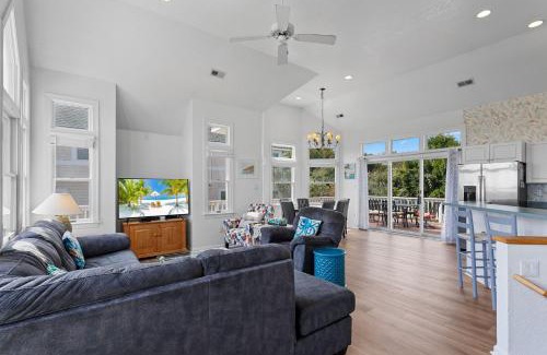 Monteray Shores House | Ideal Getaway at 1472 Drifting Sands, Near the Beach