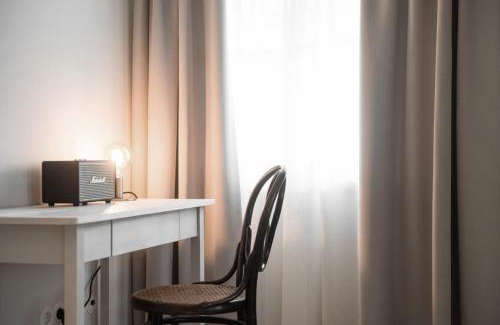 Lana Bed & Breakfast | Discover 1477 Reichhalter: Pet-Friendly Comfort Awaits