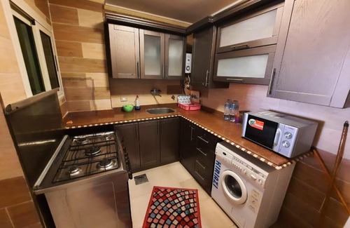 Al-Muntazah Apartment | Ideal Family Stay Near Hilton on Khaled Ibn Al-Waleed Street