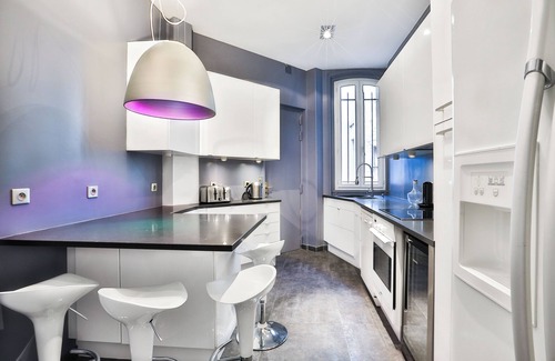 Faubourg Saint-Germain Apartment | Elegant 3-Bedroom Retreat with Eiffel Tower View