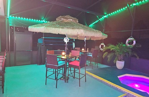 Kissimmee Villa | 14BD/10BDR/11BR. Sleeps 27. INQUIRE ABOUT FREE DAYS AND MORE. See below