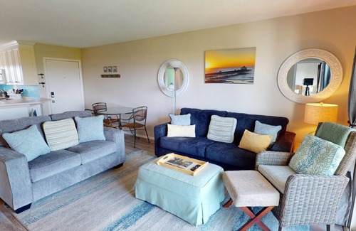 Tybee Island Condo | Exceptional 14C Lighthouse Point with Water Views & Pools