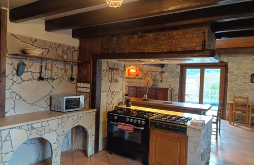 Thezillieu Cottage | Invite Friends to Your Ideal Retreat with Pool & Zip-Line