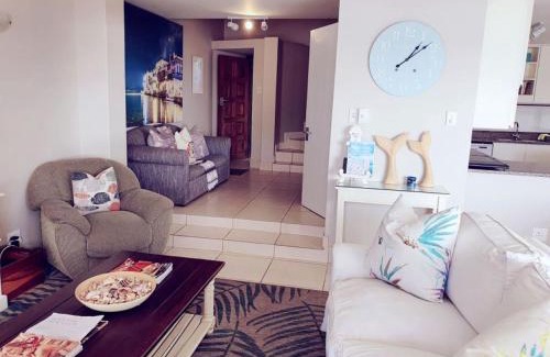 Umhlali Apartment | Discover 15 Dorado Bay: Oceanfront Retreat with Pool