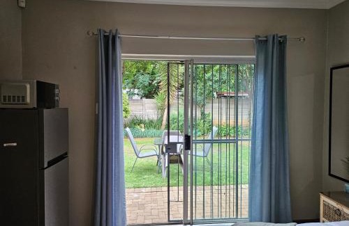 Langenhoven Park House | 15 Elizabeth Eybers str