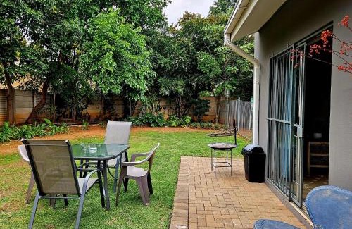 Langenhoven Park House | 15 Elizabeth Eybers str