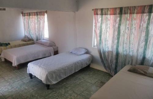 Aguascalientes House | Ideal Stay for 15 Guests Near Feria San Marcos 2023