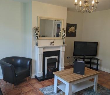 Killarney House | Family-Friendly Retreat at 15 Killarney Holiday Village