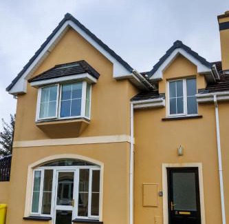 Killarney House | Family-Friendly Retreat at 15 Killarney Holiday Village