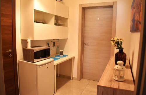 Tarxien Bed & Breakfast | Cozy Bed and Breakfast with a Kitchen for Your Comfort