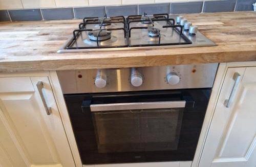 North Shields Bed & Breakfast | Cozy Bed and Breakfast with Kitchen & Pet-Friendly Perks