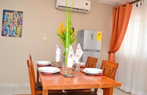 Kokomlemle Apartment | Convenient 2BDR Apartment Near Accra City Center