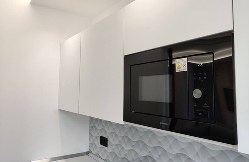 Collemeto Apartment | Modern Apartment with Private Courtyard Near Gallipoli