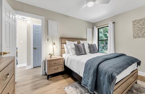 Gibsonville Apartment | Unbeatable Deal: Front Porch Retreat with Wi-Fi & Parking