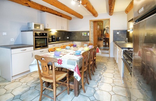 Saint-Andre Ski Chalet | Perfect Retreat: 15-Person Gîte with Sauna & Billiards