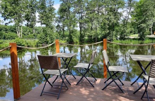 Silberstedt House | Cozy 15 Camping Pod - Child Friendly with High Guest Ratings