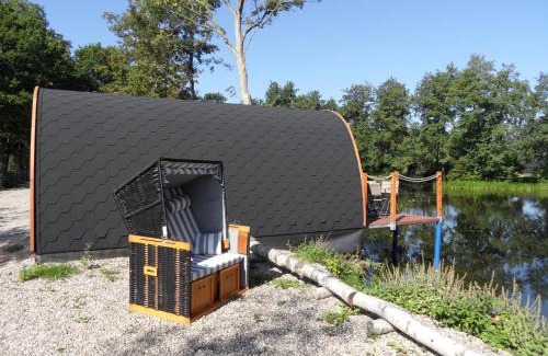 Silberstedt House | Cozy 15 Camping Pod - Child Friendly with High Guest Ratings