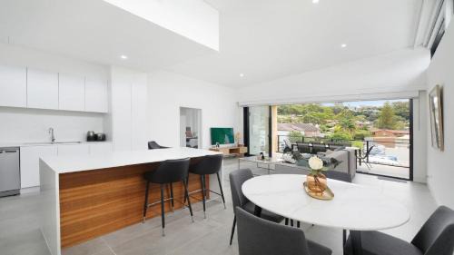 Terrigal House | Experience The Ash Apartments Near the Beach for Families