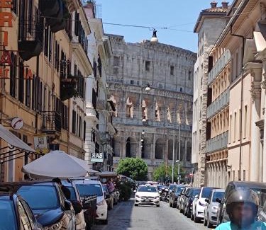 Celio Apartment | Steps from the Colosseum - Minerva Apartment Awaits You