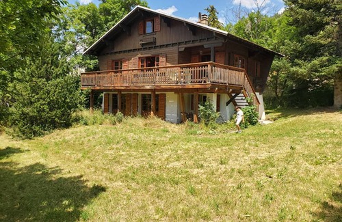 La Salle-les-Alpes Ski Chalet | 150 m² Chalet ∙ 4 bedrooms ∙ 10 guests