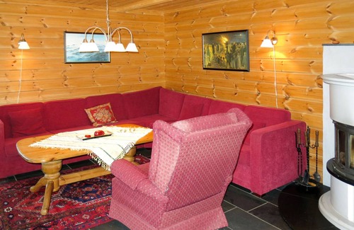 Lyngdal House | Spacious 5-Bedroom House for Families and Groups