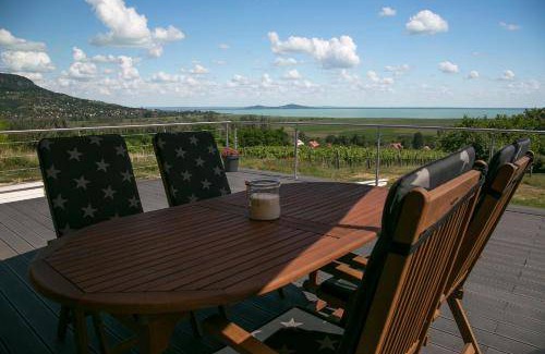 Szigliget Resort | Spacious 2-Bedroom Resort with Eco-Friendly Kitchen