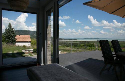 Szigliget Resort | Spacious 2-Bedroom Resort with Eco-Friendly Kitchen