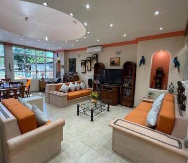 Zihuatanejo Villa | Spacious 4-Bedroom Villa with Pool for Up to 8 Guests