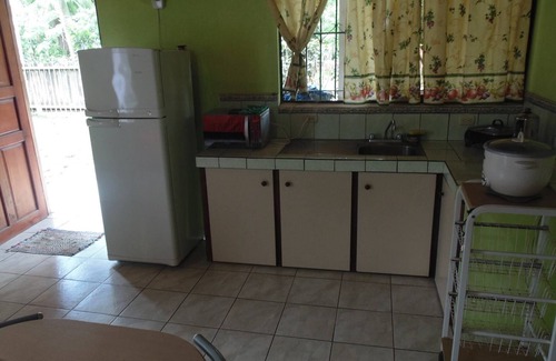 Rivas House | Discover Comfort Just 150 Meters from Cahuita Police Station