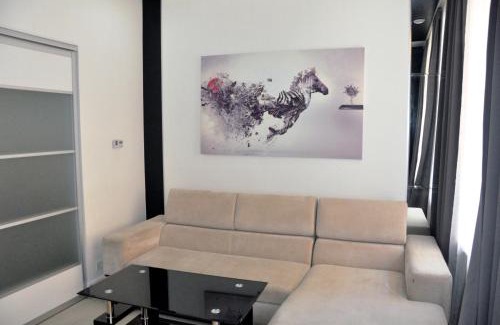 Lviv City Center Apartment | Convenient Stay Just 150 Metres from Ploscha Rynok