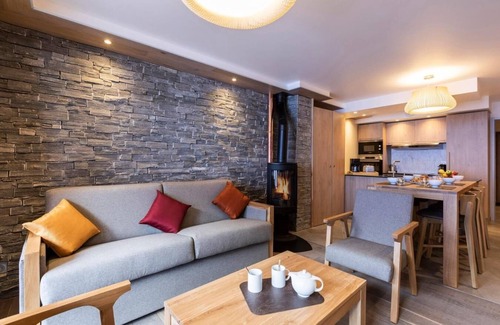 Lanslevillard Apartment | Convenient Getaway with Pool, Spa & Pet-Friendly Options