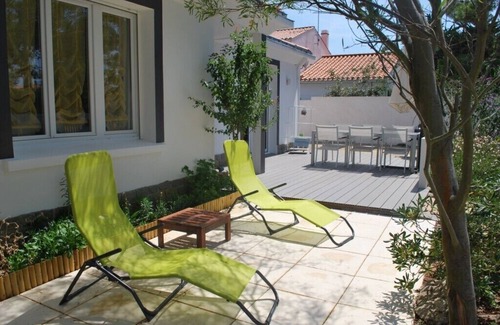 La Gueriniere Villa | Cozy Oceanfront House Steps from the Sea - Guest Rated 9.8