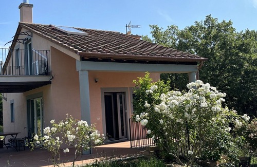 Lake Bracciano Villa | Spacious Cottage in Trevignano Romano with Pool & Kitchen