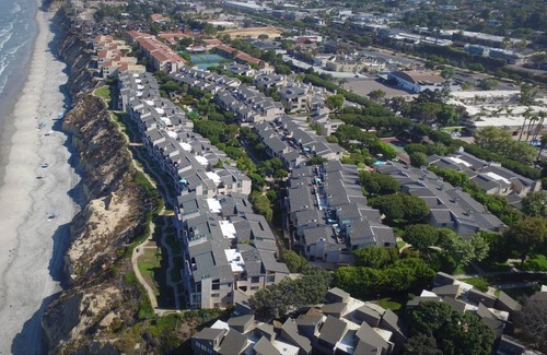 Solana Beach Apartment | Spacious 3-Bedroom Apartment with Ocean View & Pool