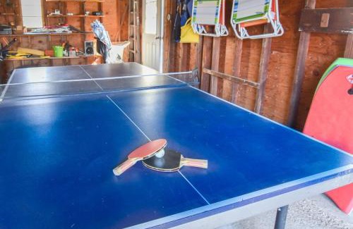 Orleans House | Enthralling Coastal Retreat Near Skaket Beach with Fun Amenities