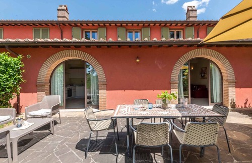 Trequanda Apartment | 156 m² Apartment ∙ 3 bedrooms ∙ 6 guests
