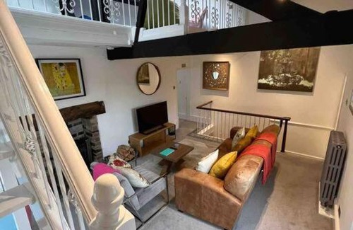 Kerridge Apartment | Pet-Friendly Retreat in Cheshire Village with Scenic Walks