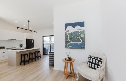 Jindabyne House | Discover 15 Jagungal: Family-Friendly Retreat Awaits