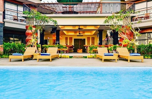 Pecatu Villa | 15BR Villa in Uluwatu: Steps from Topan Beach Escape