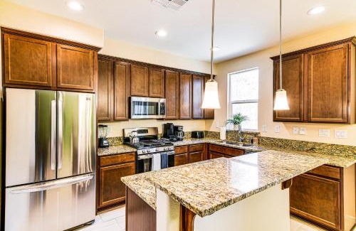 Carson City House | Central Carson City Townhome: Family-Friendly & 10/10 Rated