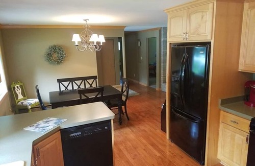 Sheboygan House | Wooded Retreat: Perfect Getaway Near Ryder Cup Action