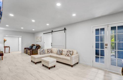 Cardiff-by-the-Sea House | 16 Plus ADU Solana Beach DelMar Fair