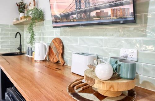 Highton Hotel | Scenic Retreat at 16 Scenic by Regional Escapes