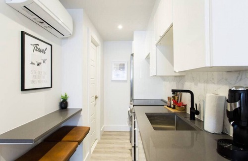 Little Italy Apartment | Top-Rated Studio Apartment-Hotel in Little Italy by Denstays