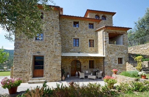 Cortona Villa | Spacious 4-Bedroom Villa with Private Pool for 8 Guests