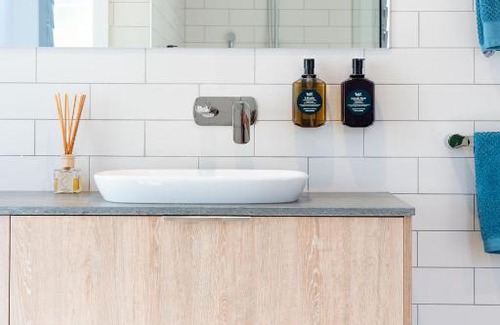 Yallingup House | Steps from Yallingup Beach with Oceanfront Views