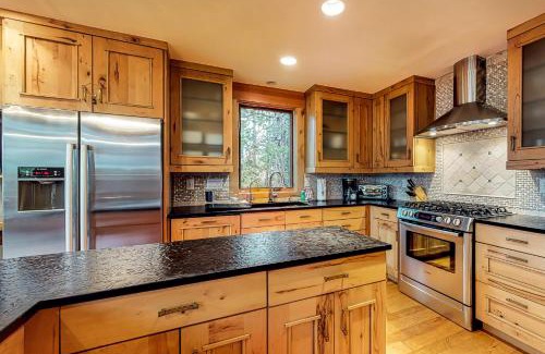 Woodmoor House | Child-Friendly Retreat at 161 Emmett Lode with Hot Tub